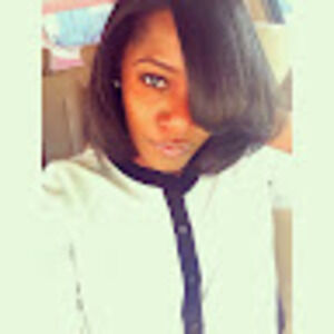 Meet your Posher, Yolaine